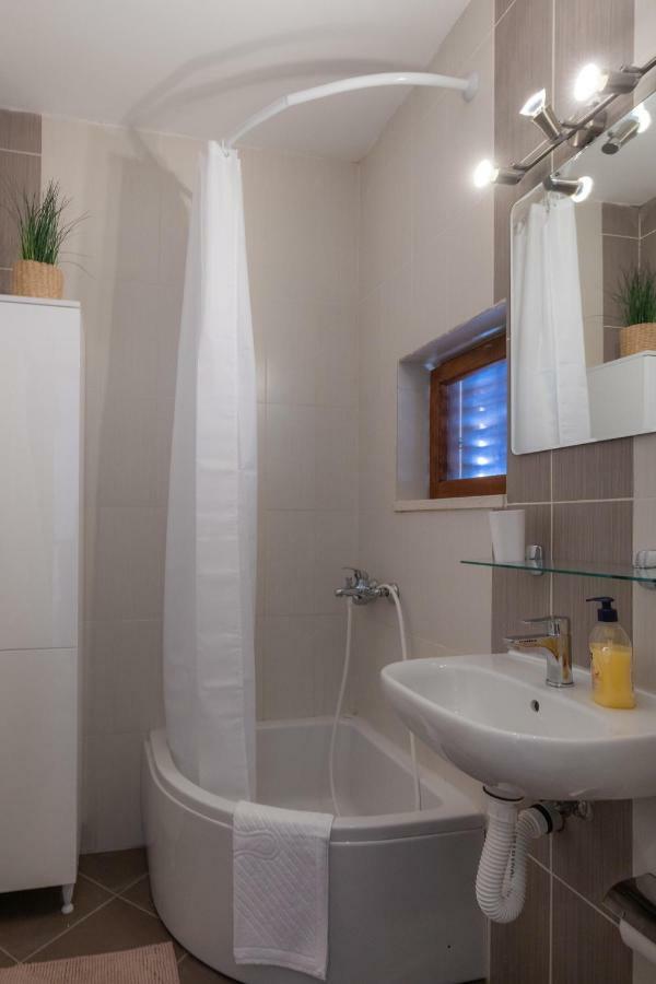 Apartments Lovorna Slano Eksteriør billede